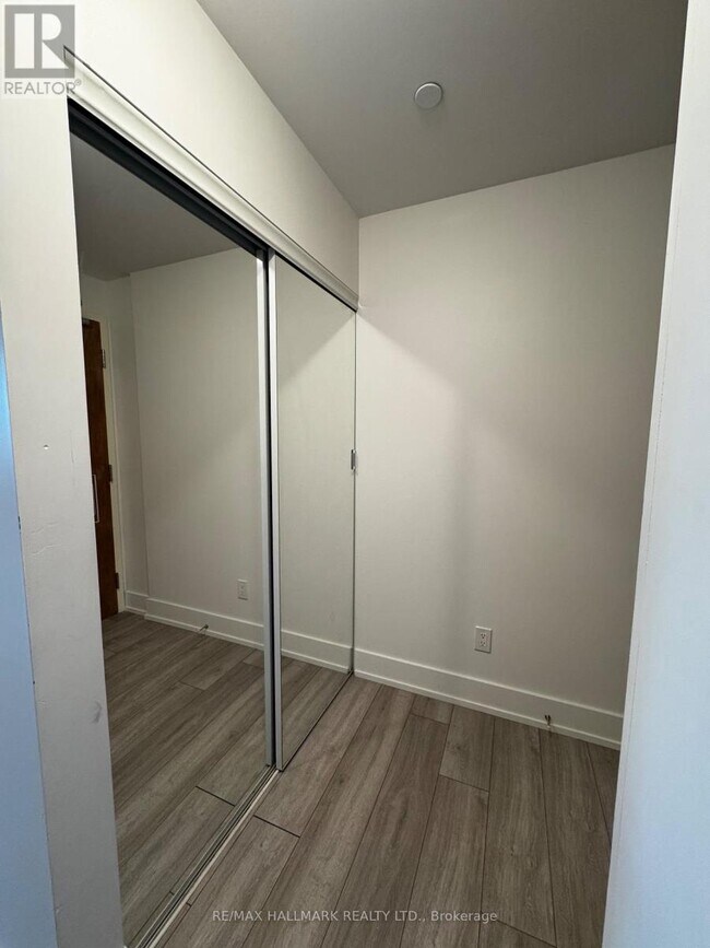 1215 Bayly St in Pickering, ON - Building Photo - Building Photo