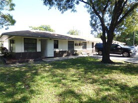 522 N 19th Ave in Hollywood, FL - Building Photo