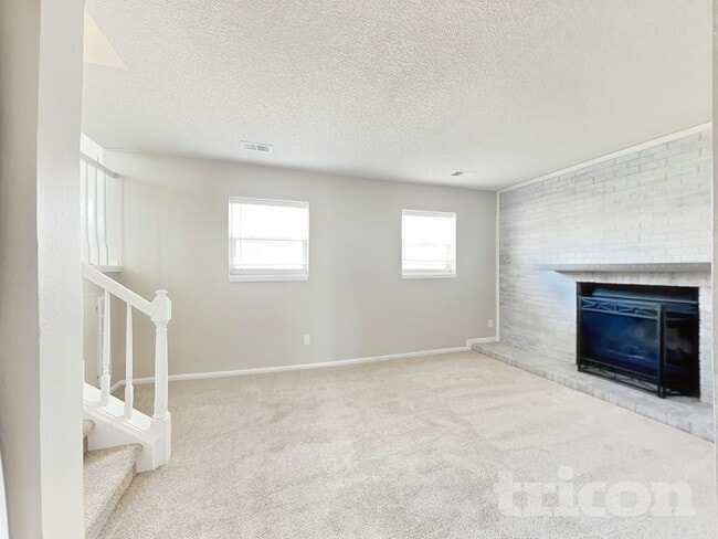 18160 E Asbury Dr in Aurora, CO - Building Photo - Building Photo