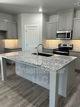 1024 Varenna Ln in Norman, OK - Building Photo - Building Photo