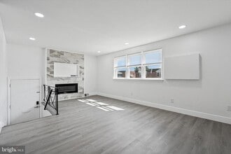 2155 Benson St in Philadelphia, PA - Building Photo - Building Photo