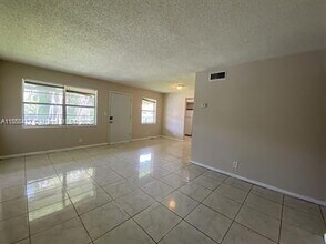 1200 SW 50th Ave in North Lauderdale, FL - Building Photo - Building Photo