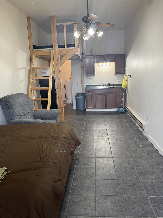 403 Meadow Dr, Unit 3 photo'