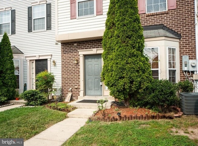 property at 1900 Palonia Ct