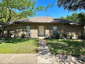 5513 Hidalgo Ct in Garland, TX - Building Photo