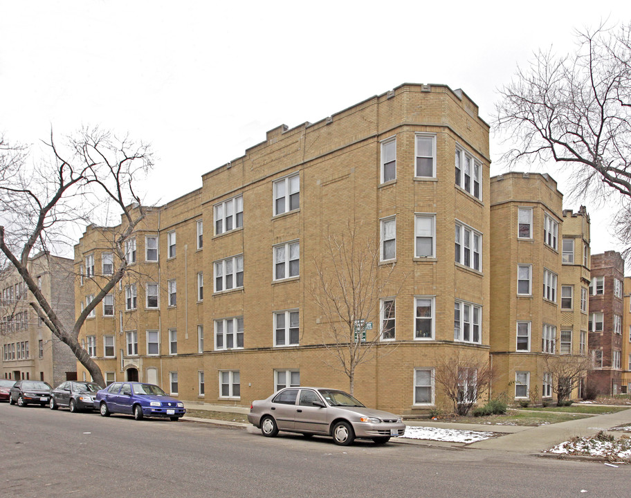 6300 N Talman Ave in Chicago, IL - Building Photo