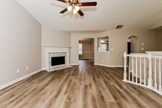 1189 Arbor Stream Ct in Lithonia, GA - Foto de edificio - Building Photo