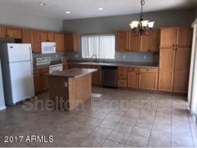 7662 W Vía Del Sol in Peoria, AZ - Building Photo - Building Photo