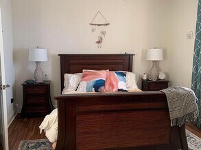 1077 Cheval Dr in Vero Beach, FL - Foto de edificio - Building Photo