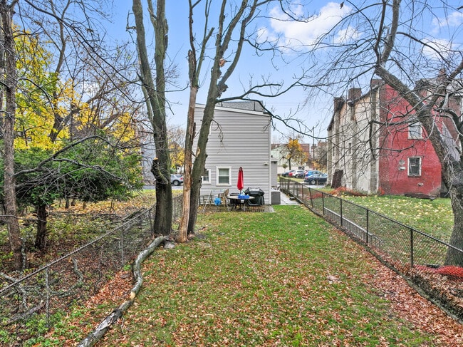 1216 N Franklin St in Pittsburgh, PA - Building Photo - Building Photo