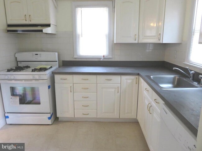 property at 511 N Florida St