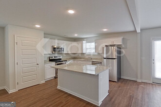 126 Mountain Holly Rd in Springfield, GA - Foto de edificio - Building Photo