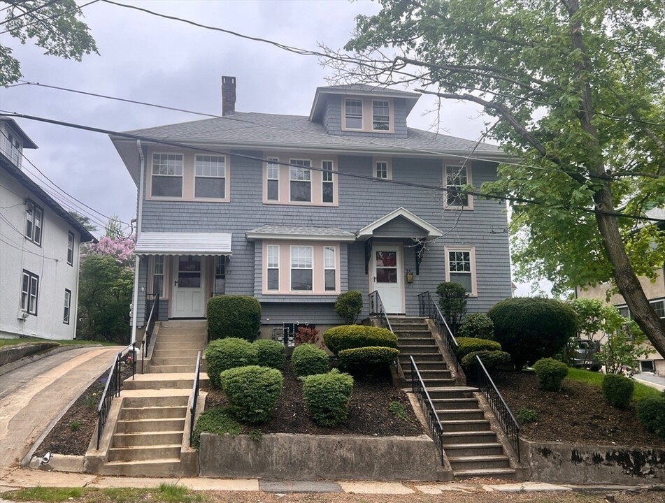 34 Lewis Rd in Belmont, MA - Building Photo