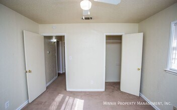 2113 S Loop 289 in Lubbock, TX - Building Photo - Building Photo