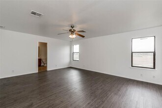 6521 Quinton Dr in Austin, TX - Building Photo - Building Photo