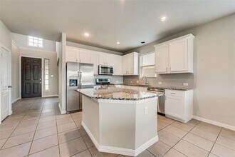 6205 Roaring Creek in Argyle, TX - Building Photo - Building Photo