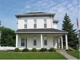 231 W Buckeye St in Clyde, OH - Building Photo