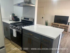 523 E Live Oak Ave in Arcadia, CA - Building Photo - Building Photo