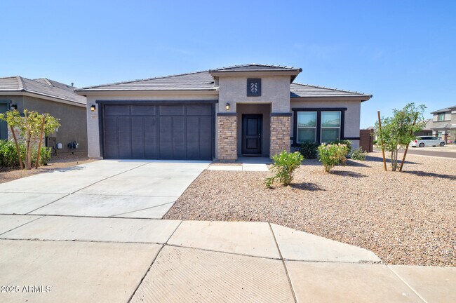 property at 43833 Yucca Ln
