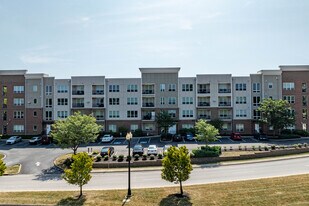 Avalon at the Pointe in Cincinnati, OH - Building Photo