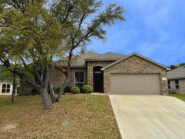 property at 2911 River Ridge Ct