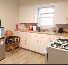 110 W Lindburg St in Pittsburg, KS - Building Photo - Building Photo