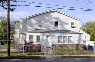 447 Hendrickson Ave Apartments