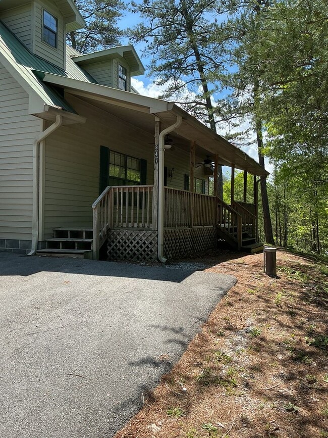property at 847 Lloyd Huskey Rd