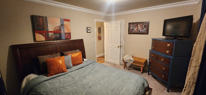 4197 Fredericksburg Dr in College Park, GA - Building Photo
