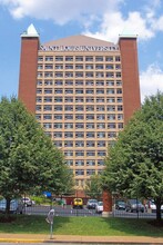 Griesedieck Tower in St. Louis, MO - Building Photo - Building Photo