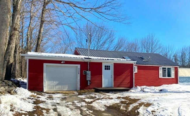 property at 1136 Pownal Rd