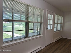 1174C Clydebank Ct in Lakewood, NJ - Building Photo - Building Photo