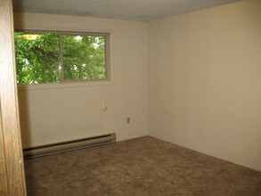 305 N 3rd St in Klamath Falls, OR - Building Photo - Building Photo