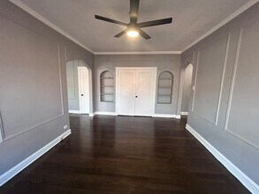 5242 S Drexel Ave in Chicago, IL - Building Photo - Building Photo