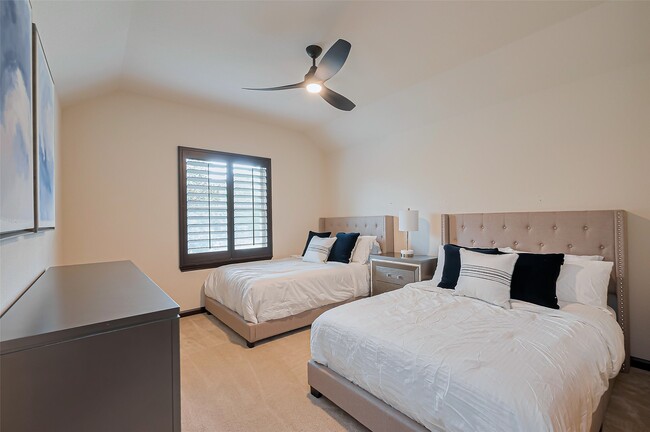 property at 26 S Swanwick Pl