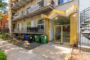 4416 De Brébeuf Rue in Montréal, QC - Building Photo