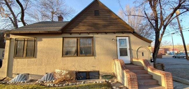 property at 2315 1/2 3rd Ave N