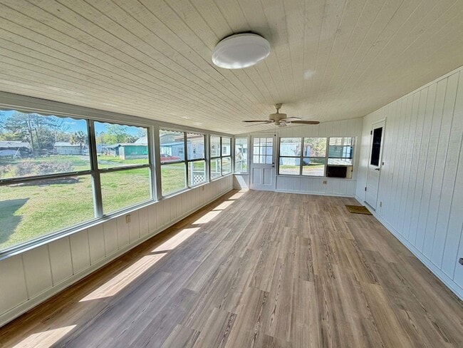 2689 Stricklands Ln in Tallahassee, FL - Foto de edificio - Building Photo