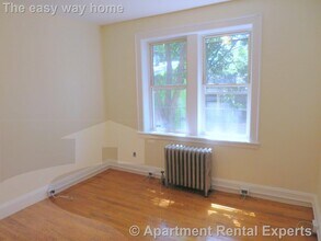 4 Cogswell Ave in Cambridge, MA - Building Photo - Building Photo