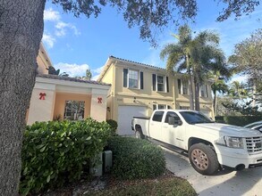 2205 Telogia Ct in West Palm Beach, FL - Building Photo - Building Photo