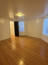 7544 N Oakley Ave in Chicago, IL - Building Photo - Building Photo