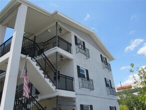 4050 4th St N in St. Petersburg, FL - Building Photo - Building Photo