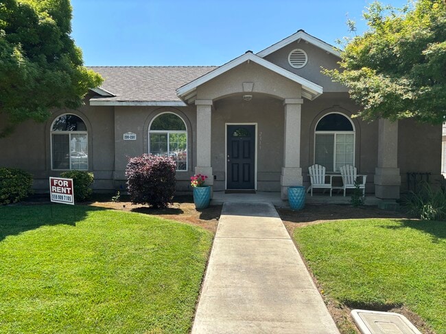 2311 W Sunnyside Ave, Unit #1 Sunnyside
