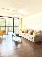 21405 Olean Blvd in Port Charlotte, FL - Building Photo - Building Photo