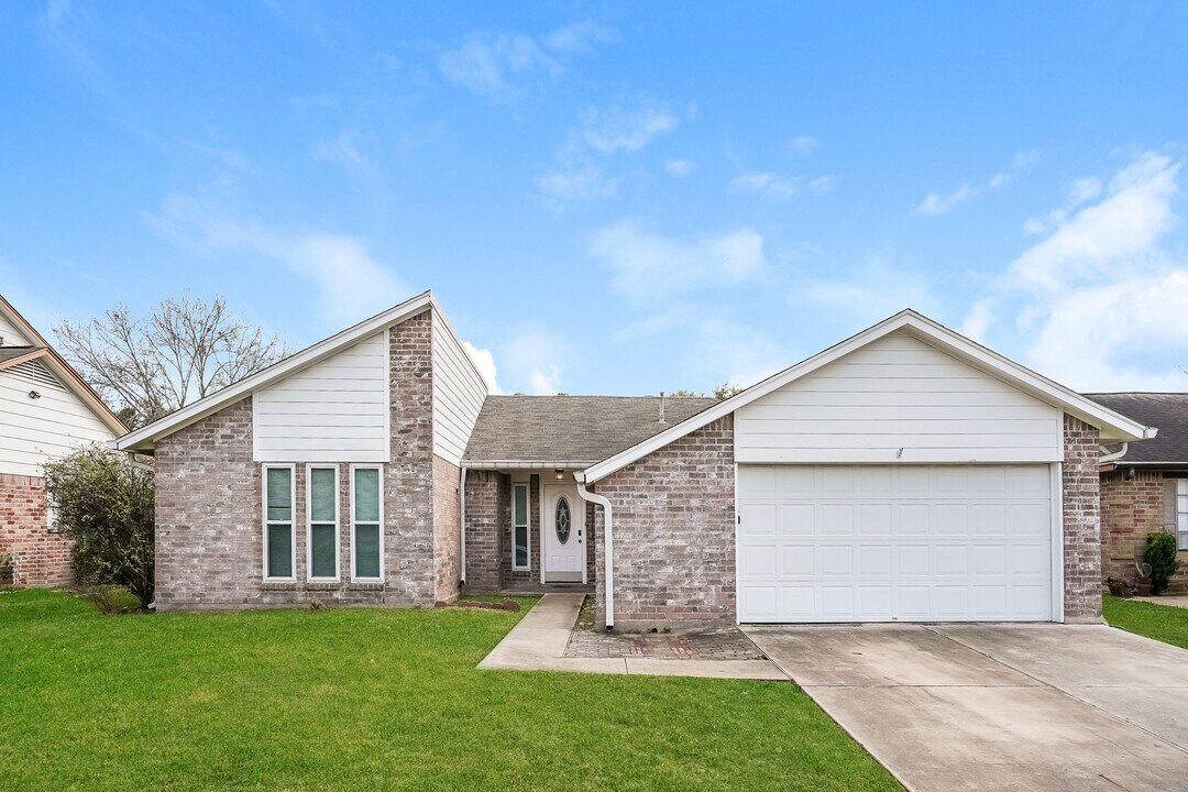 18731 Shannon Glen Ln in Houston, TX - Building Photo