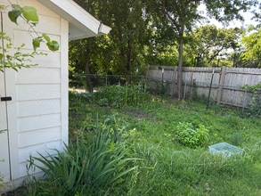 101 Mary Grace in Mount Vernon, TX - Building Photo - Building Photo