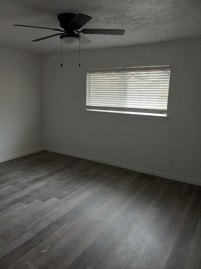 2681 Gessner Rd in Houston, TX - Building Photo - Building Photo