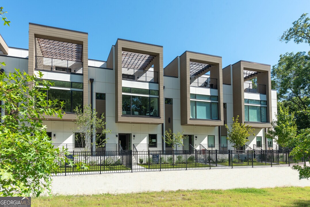 1099 North Avenue NE in Atlanta, GA - Building Photo