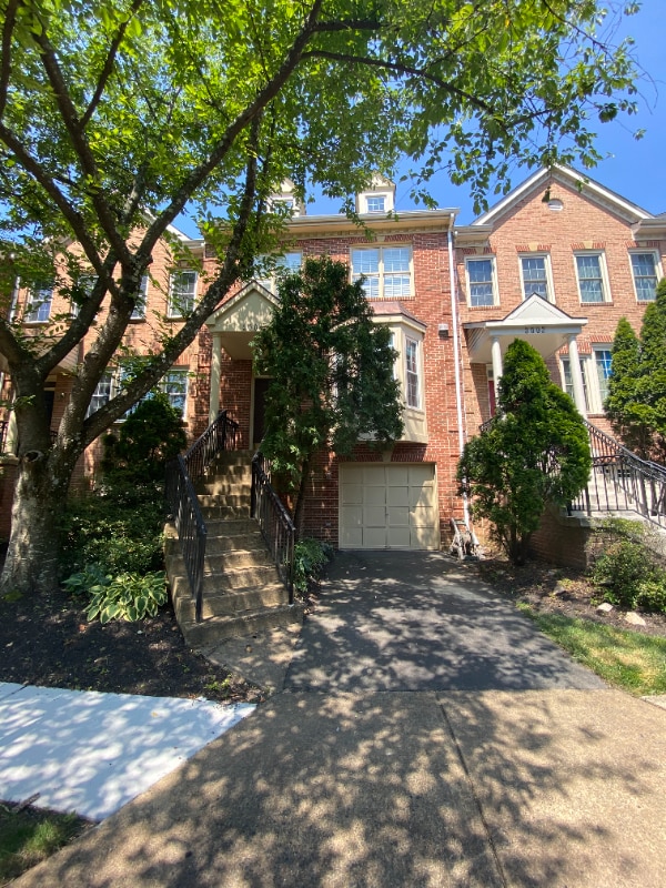 property at 3004 Fallswood Glen Ct
