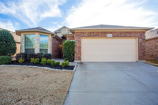 property at 3109 Buckthorn Ln